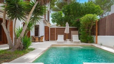 Appartement op de Begane Grond te Koop in Santa Gertrudis met Groot Privézwembad